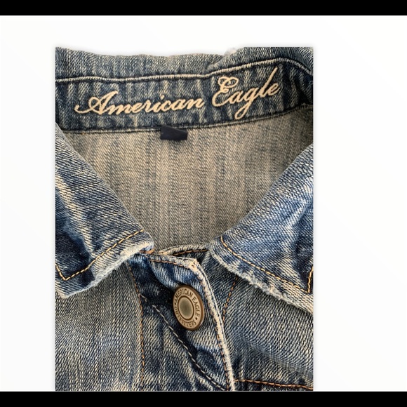 American Eagle OF Cropped Jean Jacket Sz SP - Picture 4 of 5